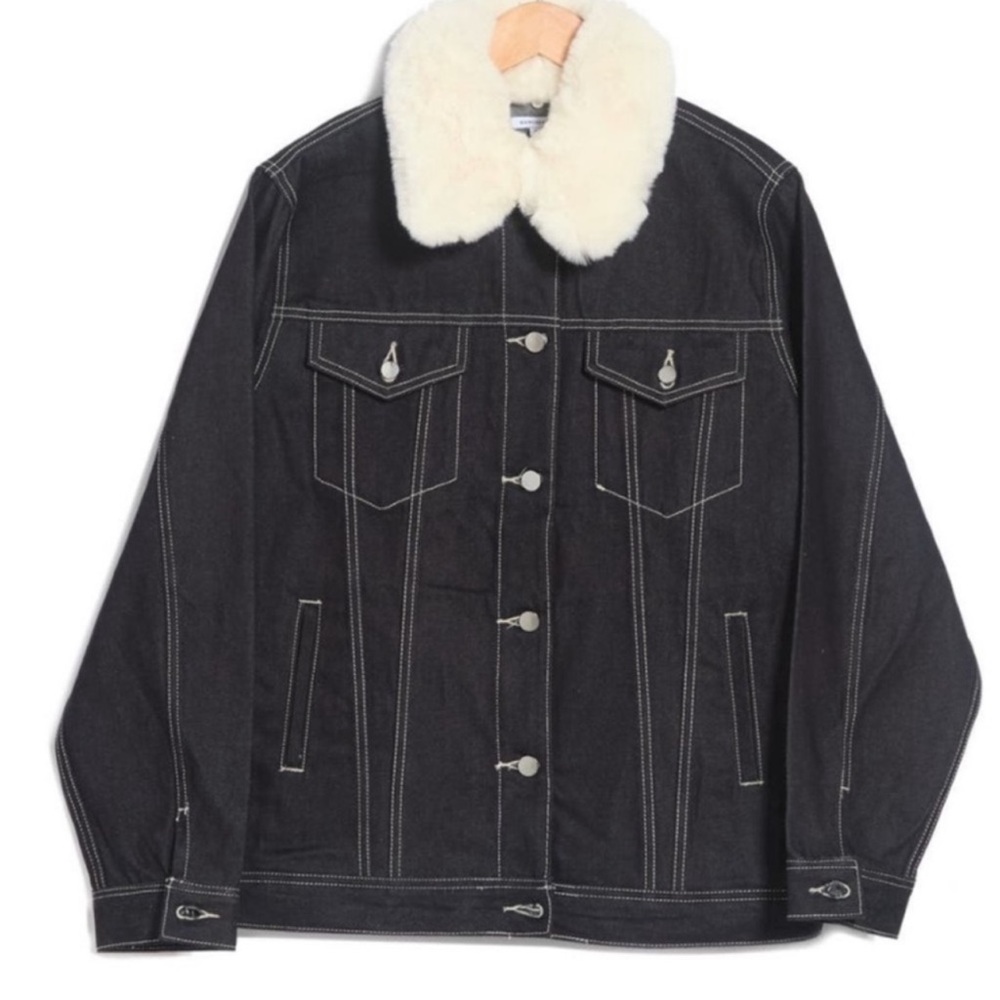 We Wore What Denim Coat Faux Fur Collar Sz Large NWT